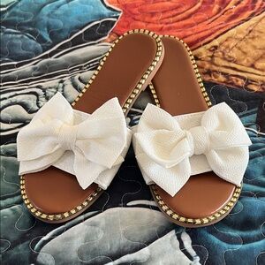 White Bow Slide Sandals - Women